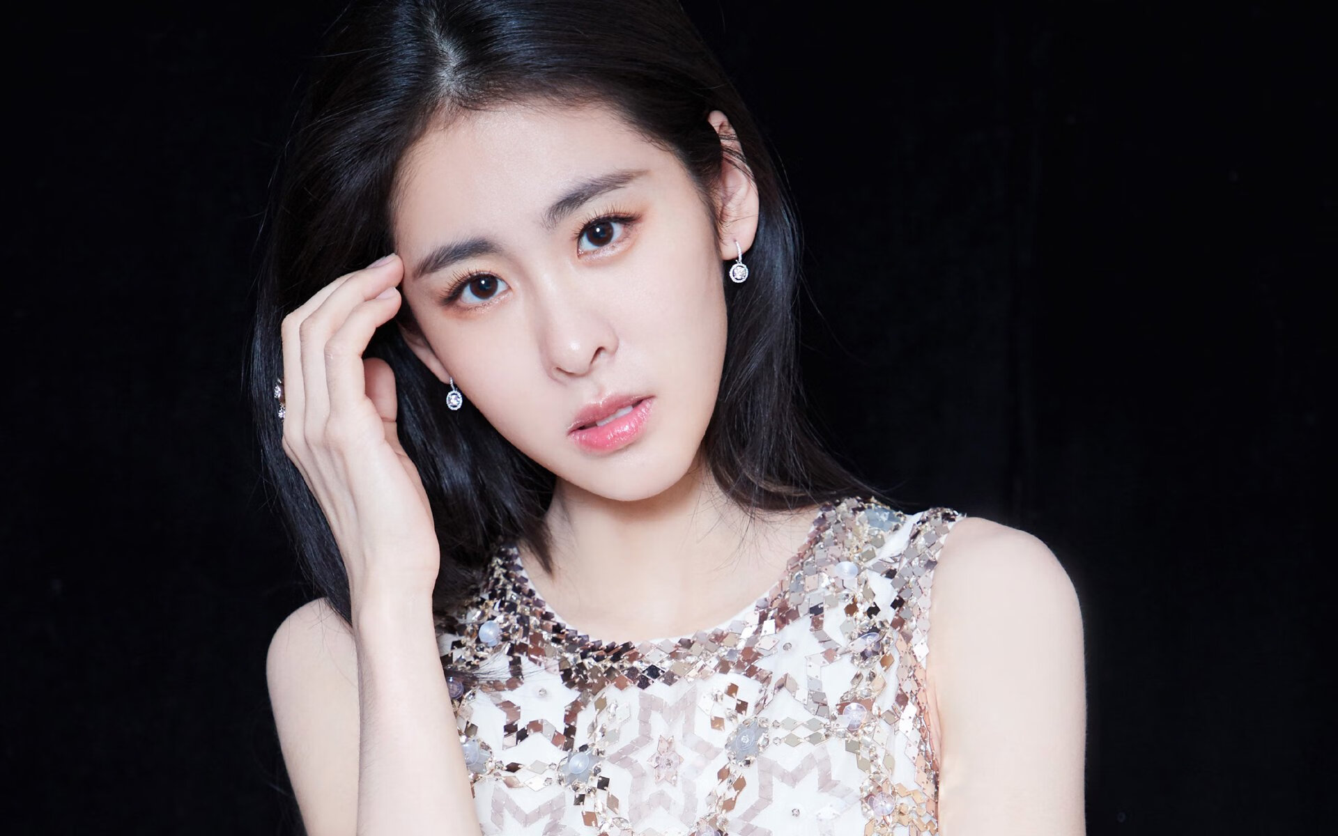 德甲火拼激烈：攻守激烈，场面火爆！，德甲冲突